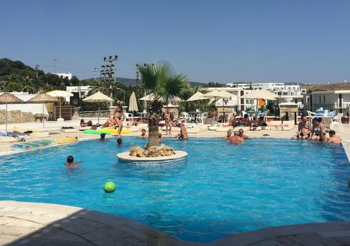 sunpoint family hotel