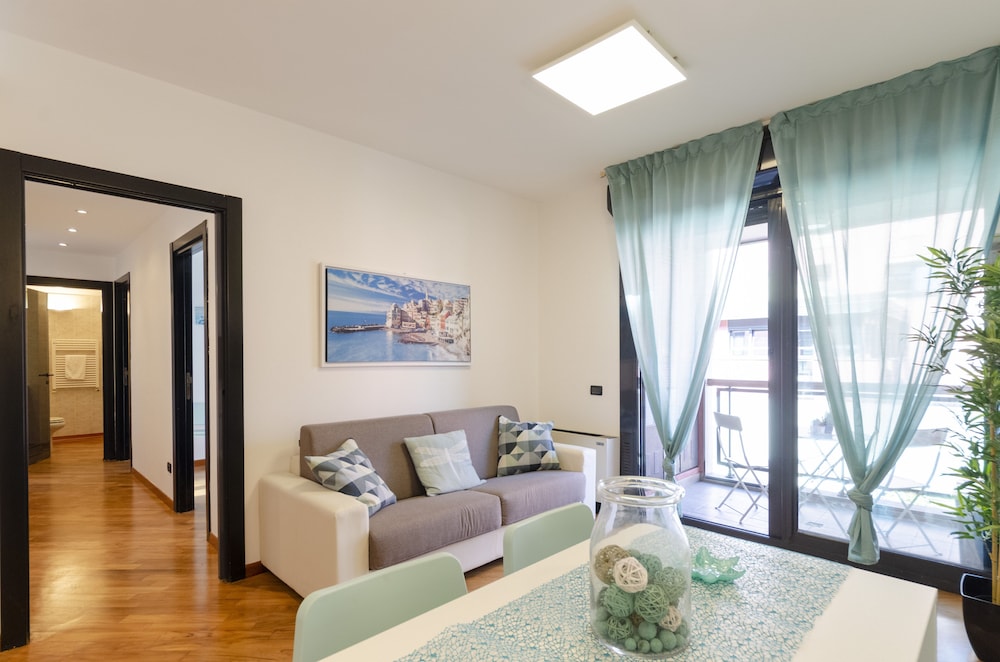 dock of the bay genova