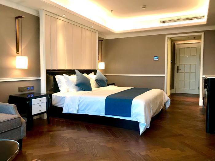 jinjiang metropolo hotel shanghai fudan university