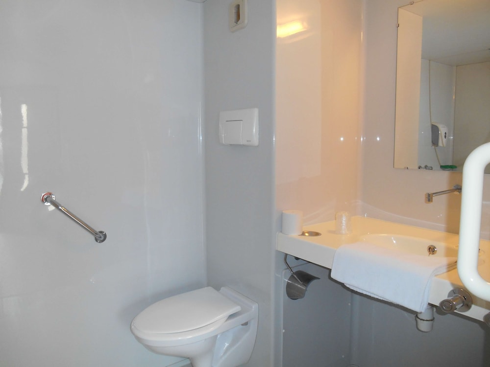 premiere classe montlucon saint victor