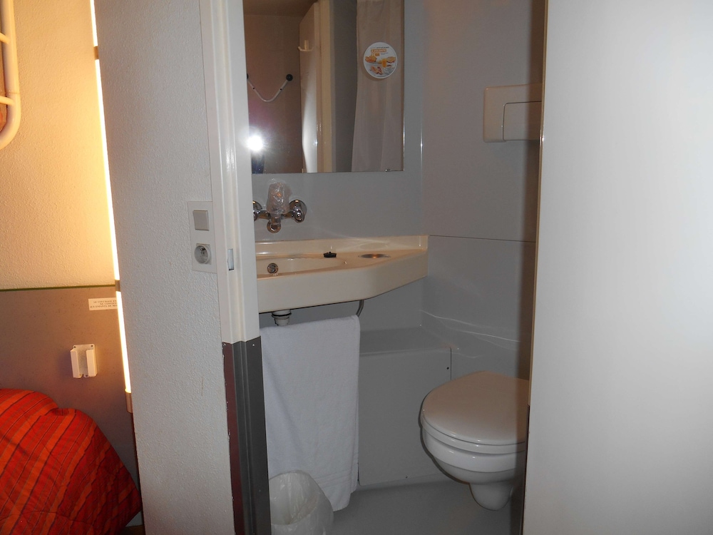 premiere classe montlucon saint victor