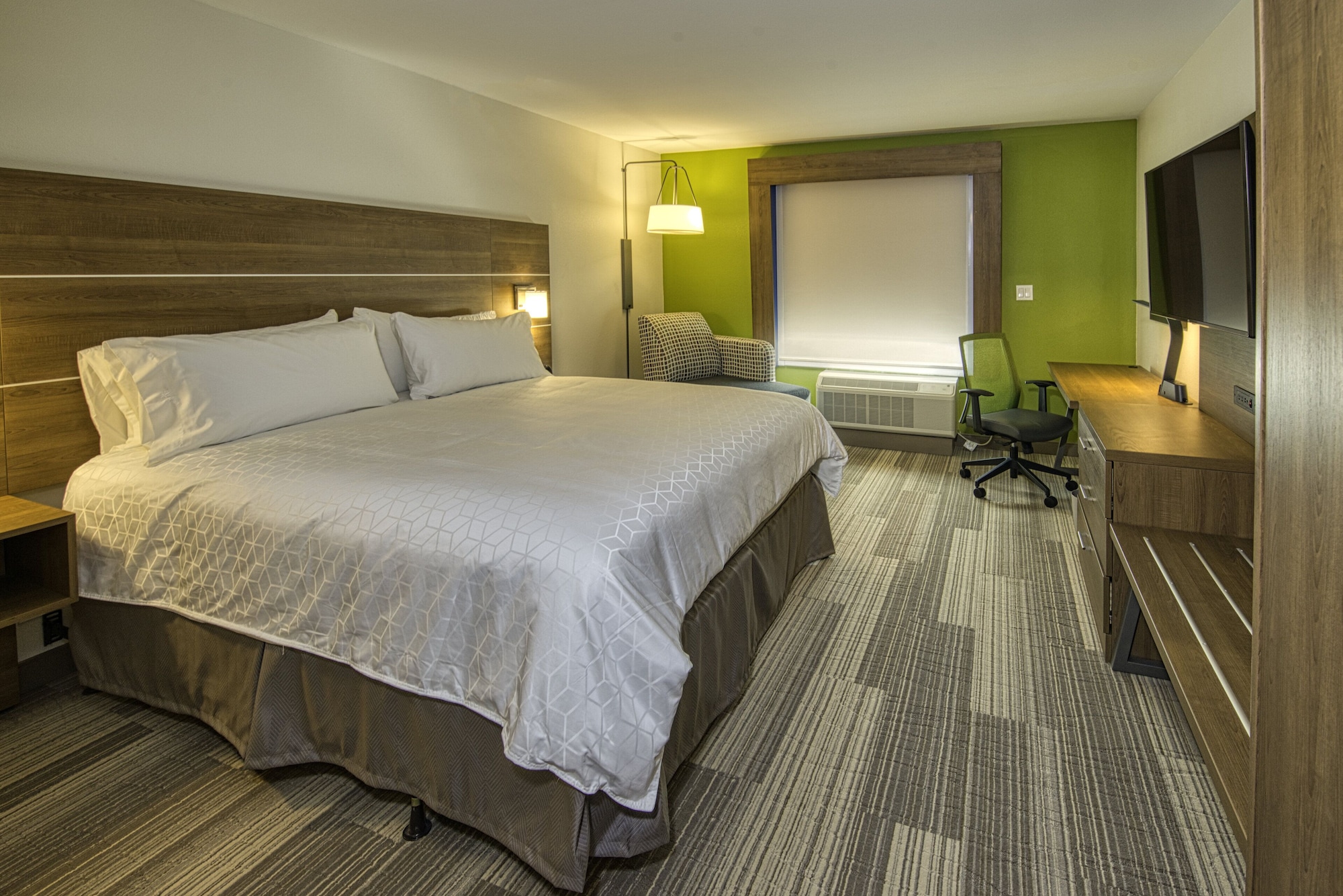 holiday inn express and suites airport lincoln by ihg