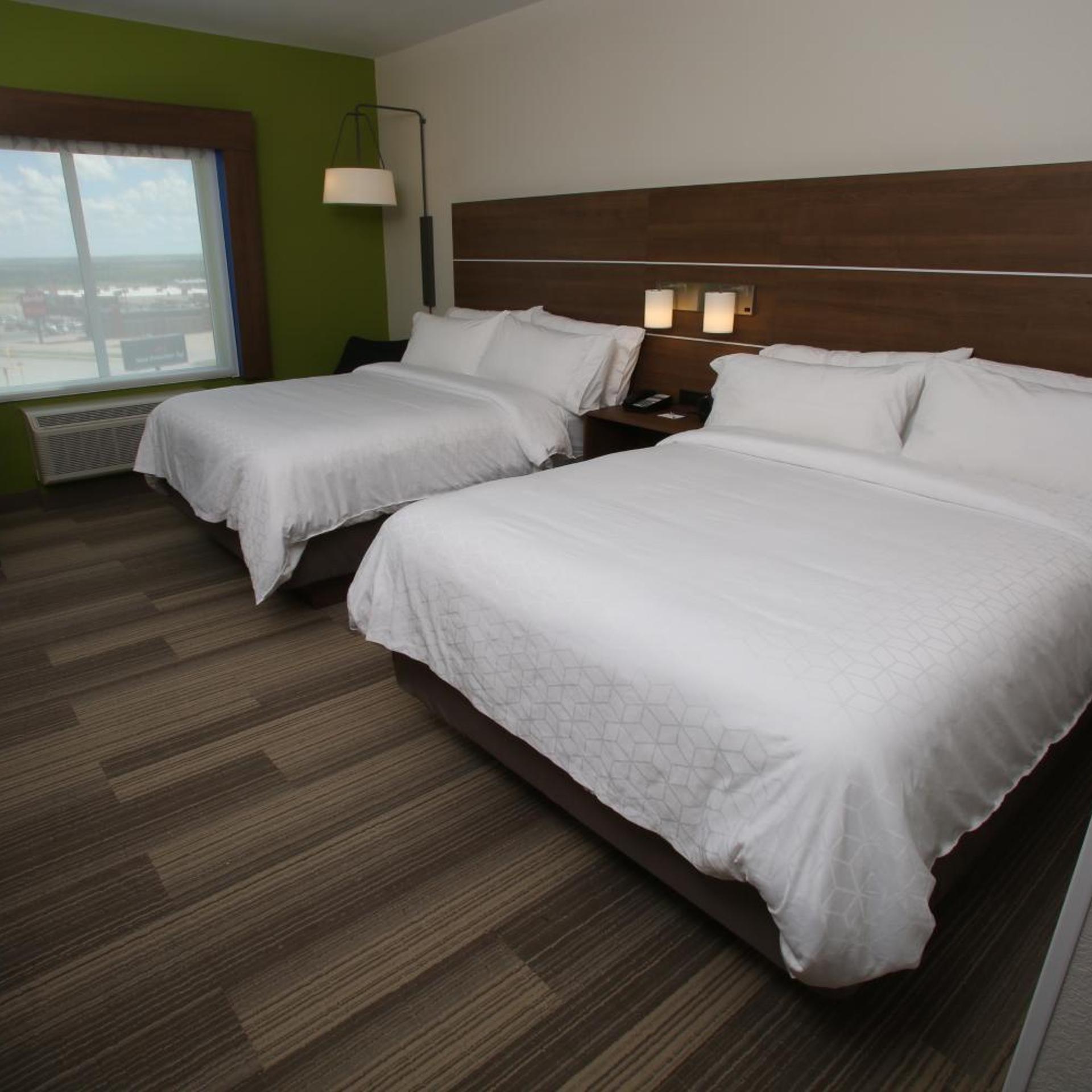 holiday inn express and suites airport lincoln by ihg