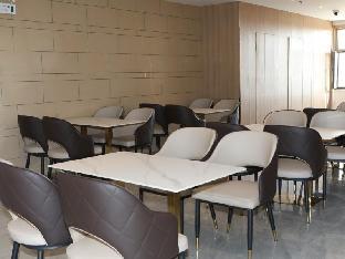 Green Tree Inn Express Inner Mongolia Ulan Qab High-Speed Railway Station,,3 star