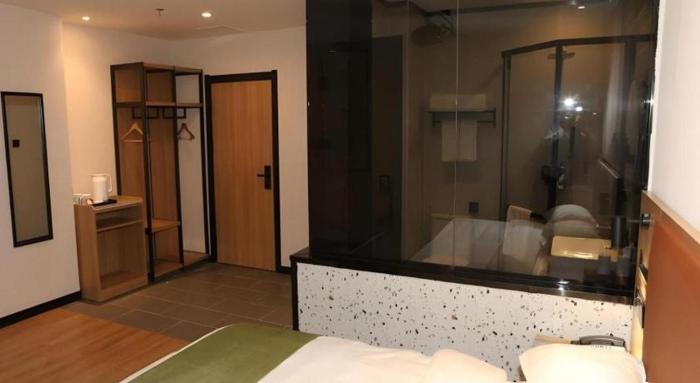 green tree inn express inner mongolia ulan qab high speed railway station