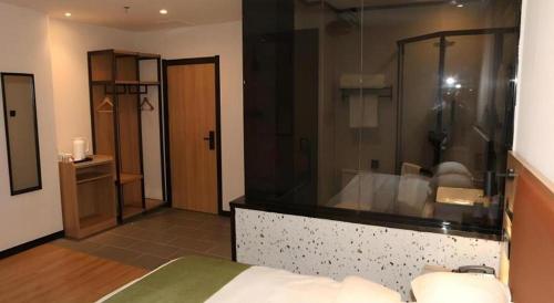 green tree inn express inner mongolia ulan qab high speed railway station