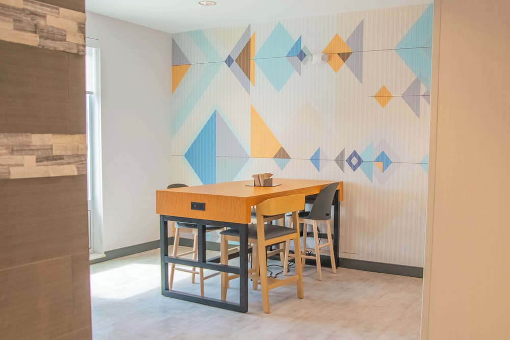 home2 suites by hilton logansport