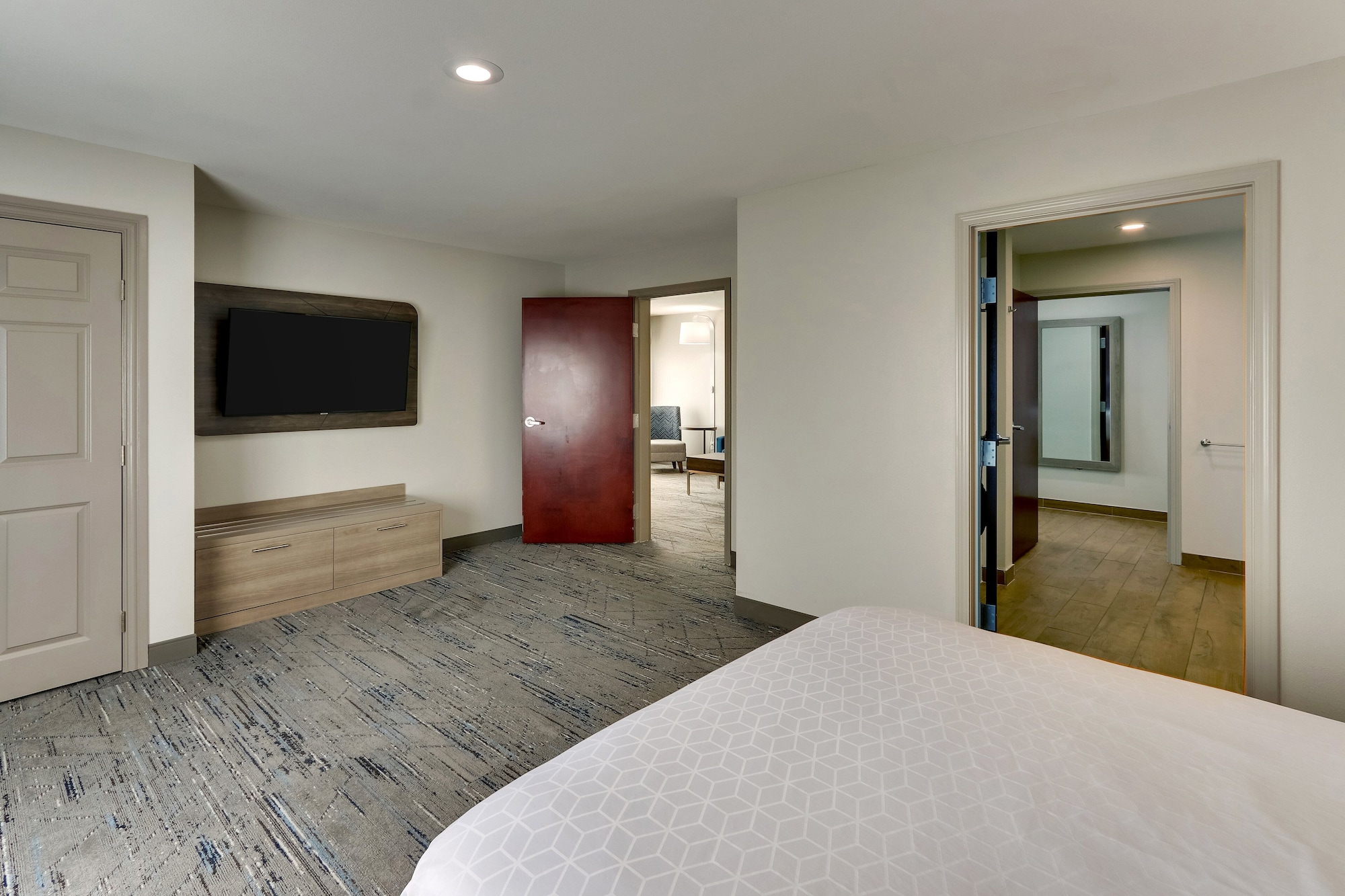 holiday inn express and suites ardmore by ihg
