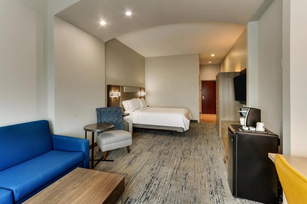 holiday inn express and suites ardmore by ihg
