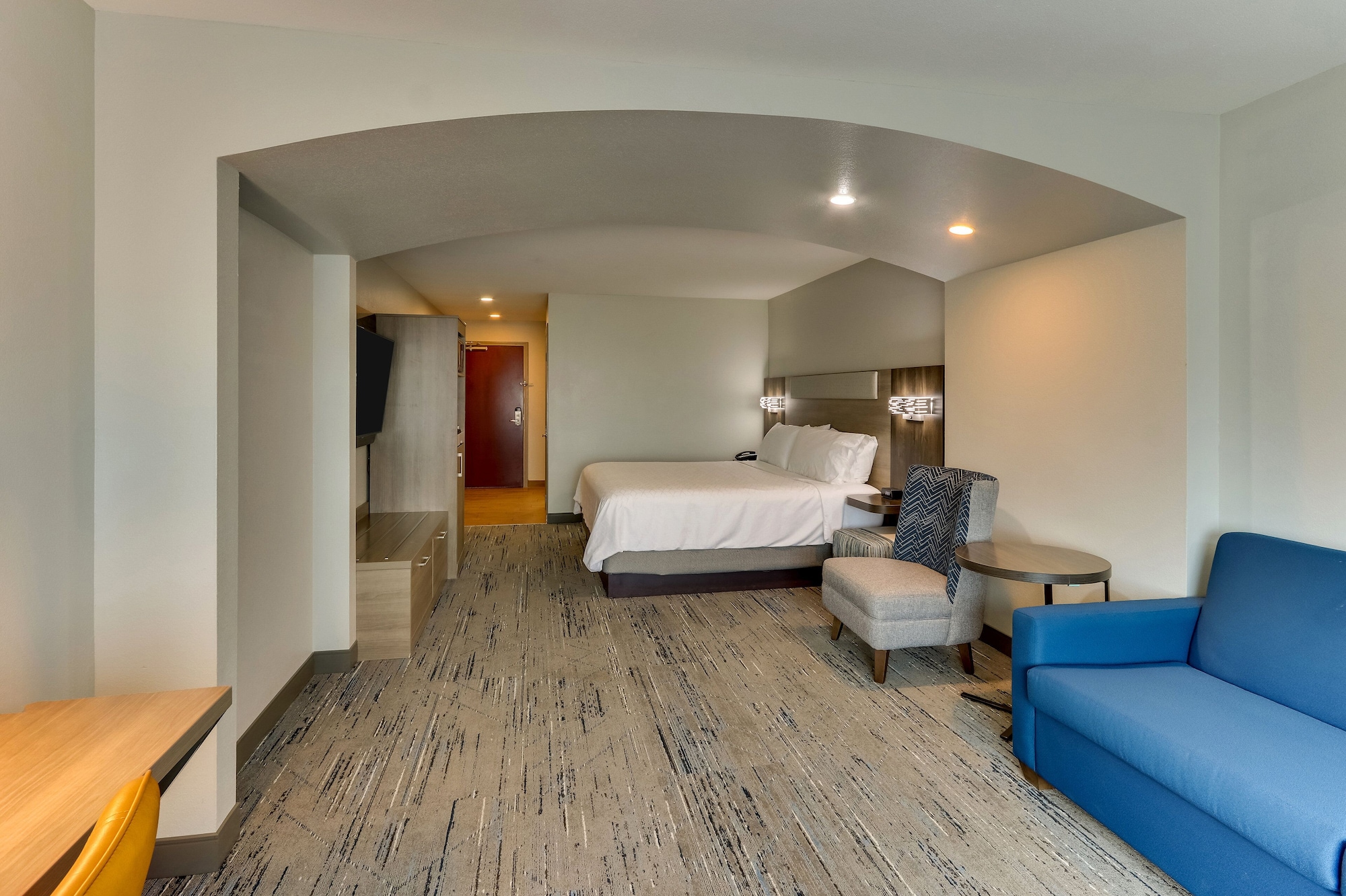 holiday inn express and suites ardmore by ihg