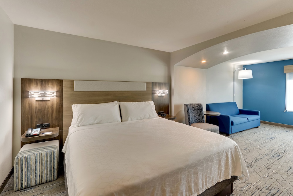 holiday inn express and suites ardmore by ihg