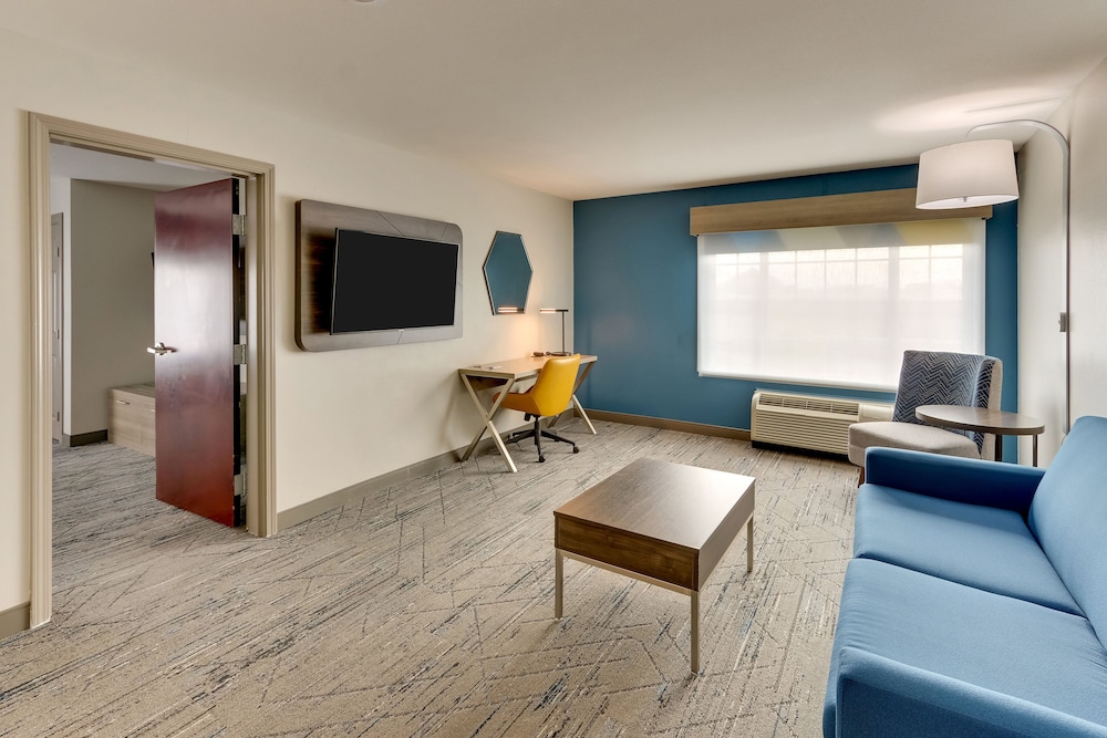 holiday inn express and suites ardmore by ihg