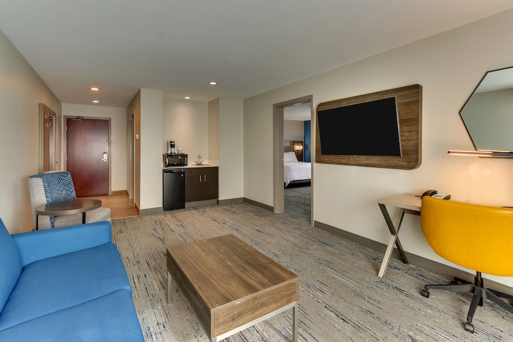 holiday inn express and suites ardmore by ihg