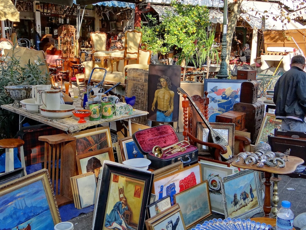 enattica monastiraki living