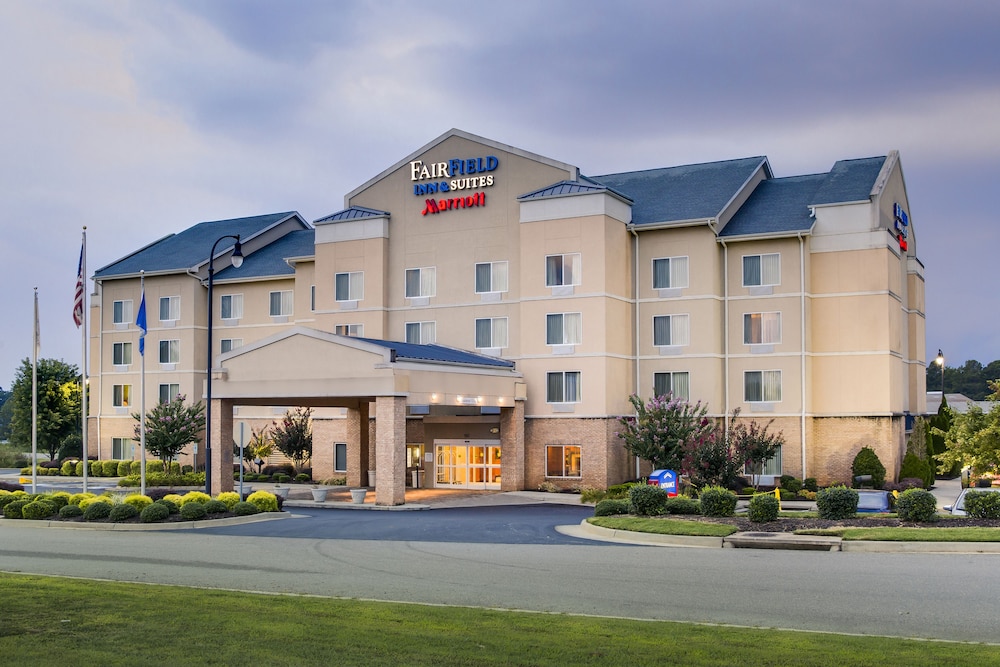 fairfield inn and suites by marriott south hill
