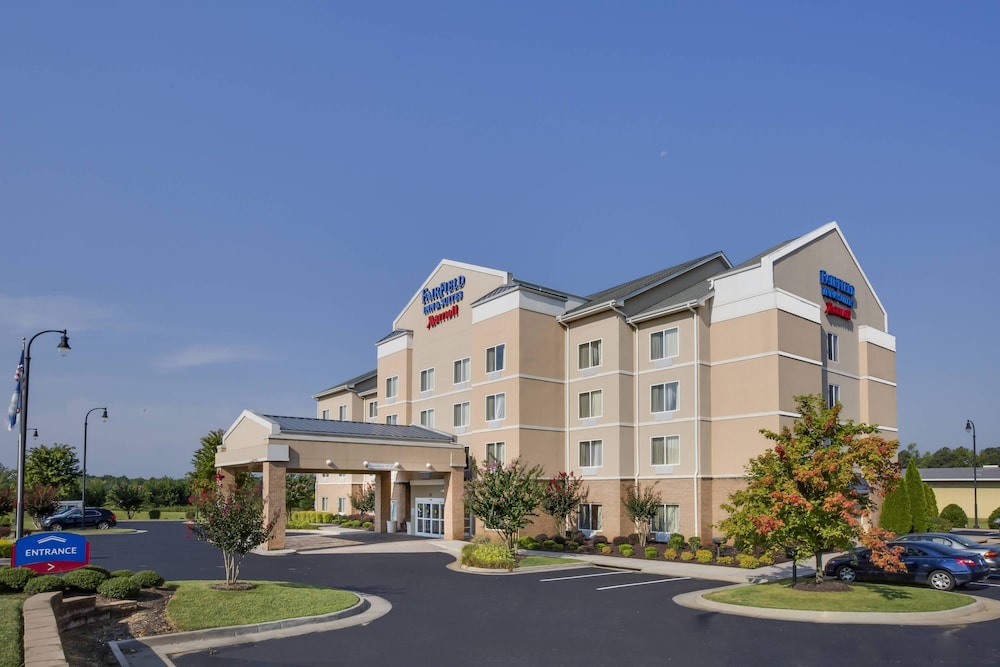 fairfield inn and suites by marriott south hill
