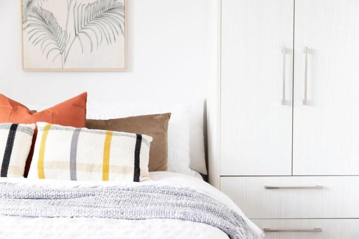 a cozy and modern beach studio 5min walk to bondi beach