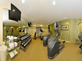 holiday inn express and suites williston by ihg