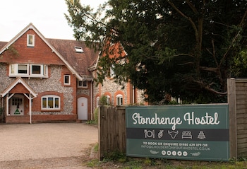 Stonehenge Hostel