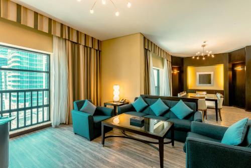 time oak hotel and suites