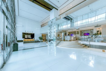 time oak hotel and suites