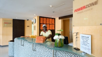 time oak hotel and suites