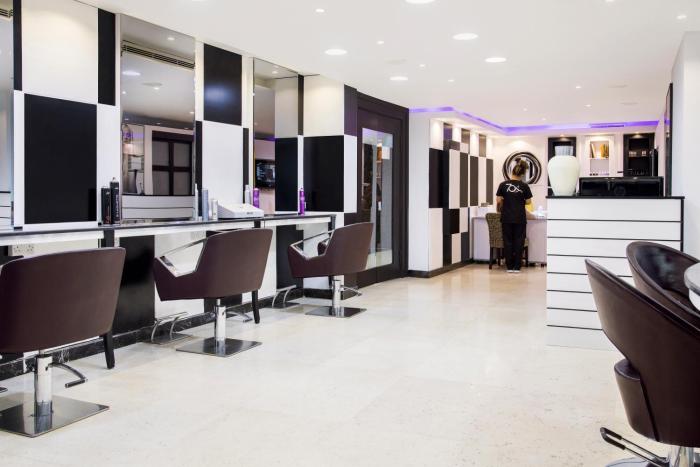 time oak hotel and suites