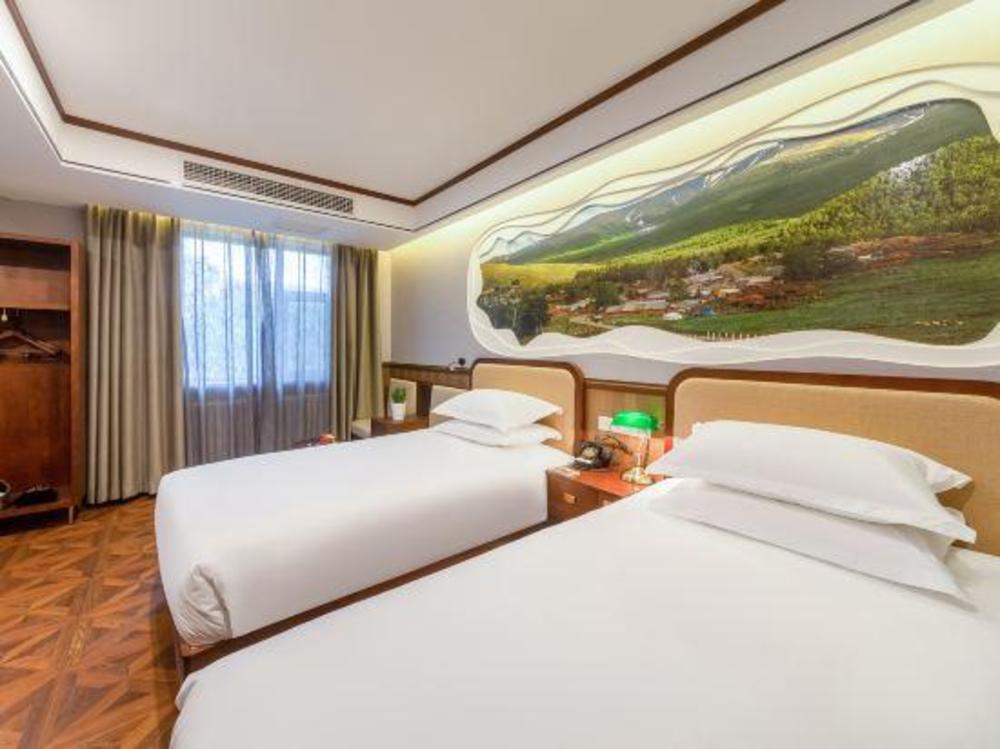rezen select hotel urumqi railway bureau kefeng