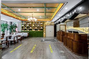 rezen select hotel urumqi railway bureau kefeng