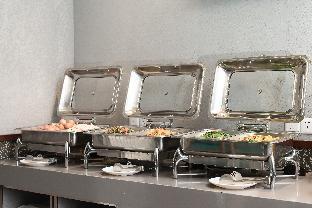 rezen select hotel urumqi railway bureau kefeng