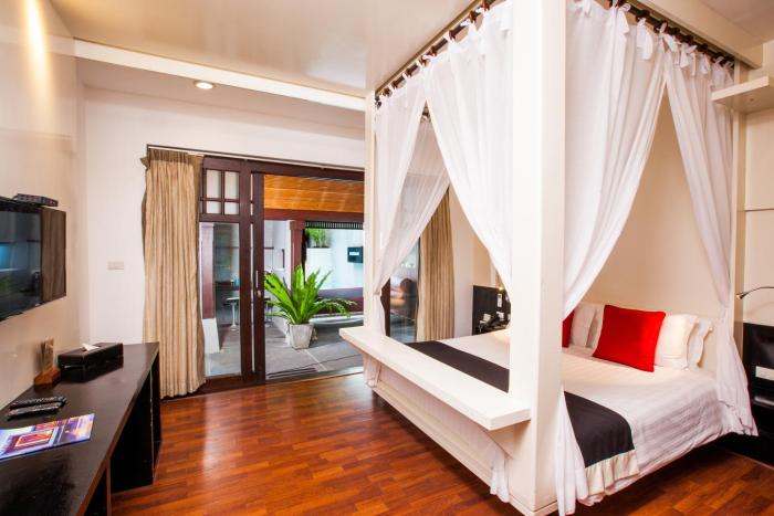 pao jin poon beach front villa