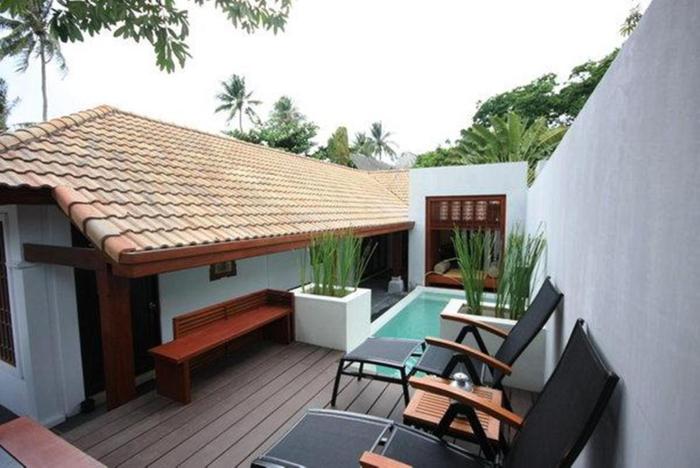 pao jin poon beach front villa