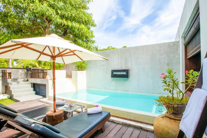 pao jin poon beach front villa