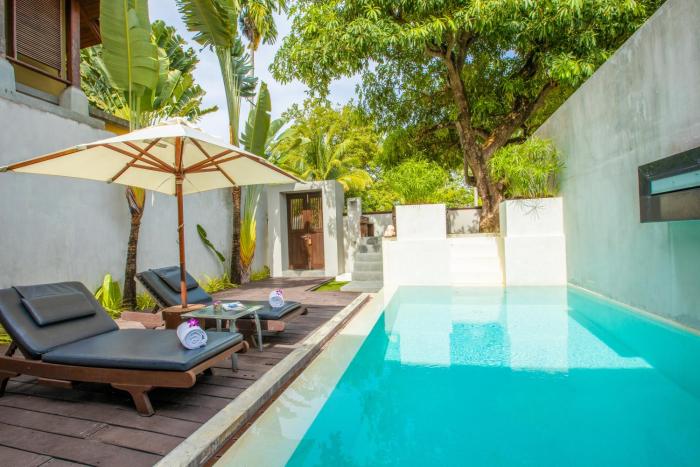 pao jin poon beach front villa