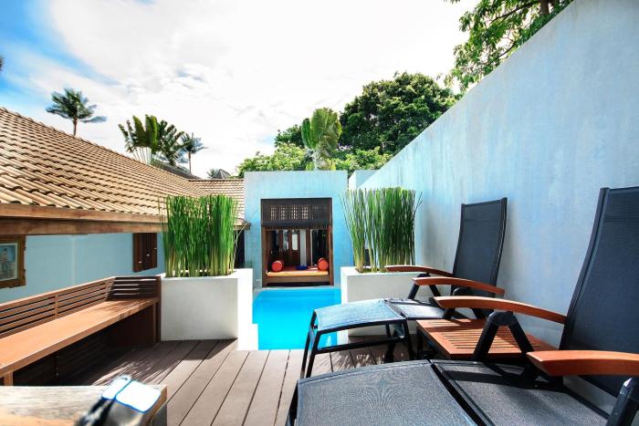 pao jin poon beach front villa