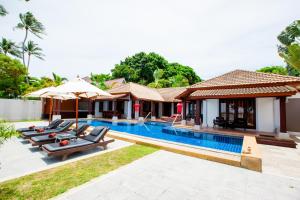 pao jin poon beach front villa