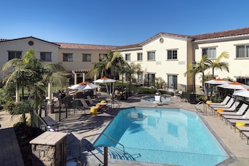 courtyard santa barbara goleta
