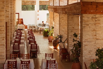 alexandros palace