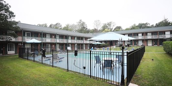 greenville inn and suites