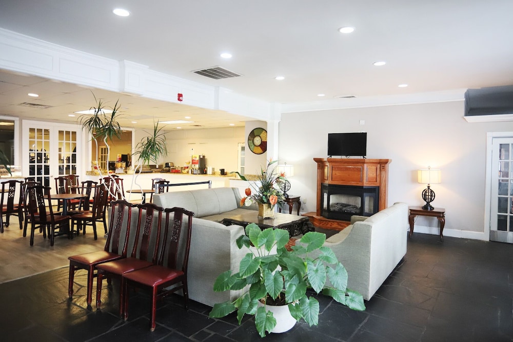 greenville inn and suites