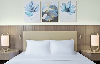 hilton pyramids golf