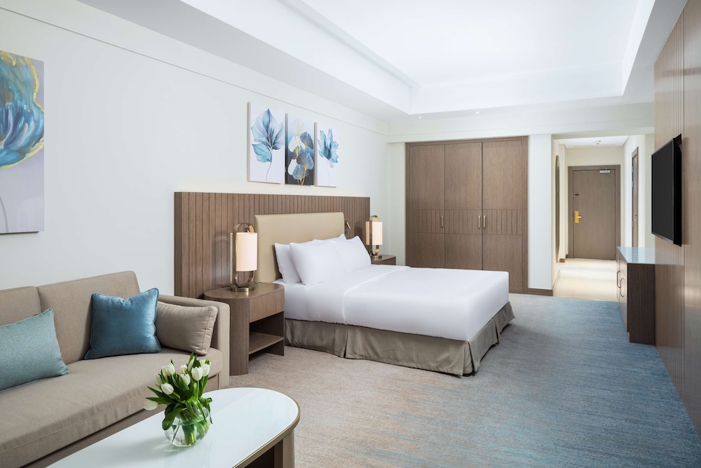 hilton pyramids golf