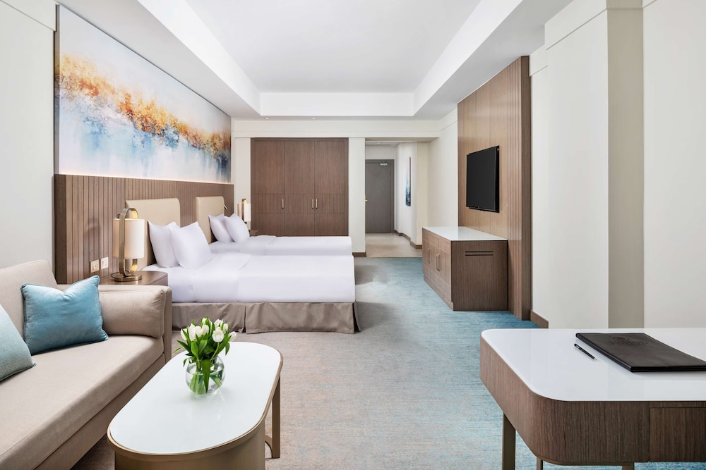 hilton pyramids golf