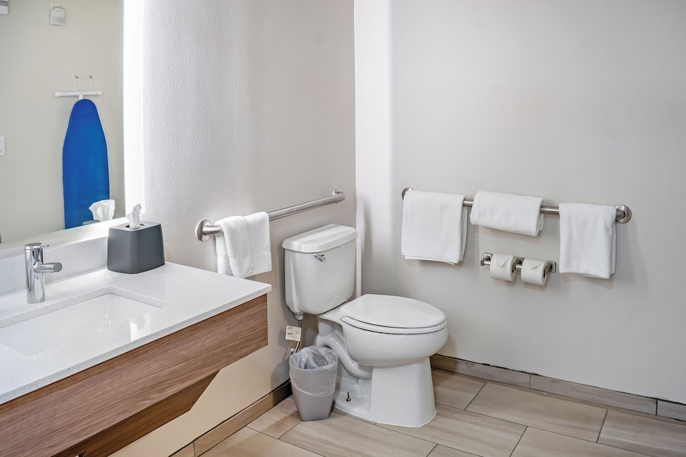 holiday inn express and suites saint augustine north
