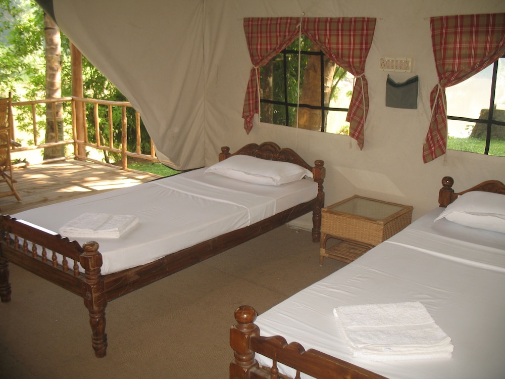 amritara hornbill camp