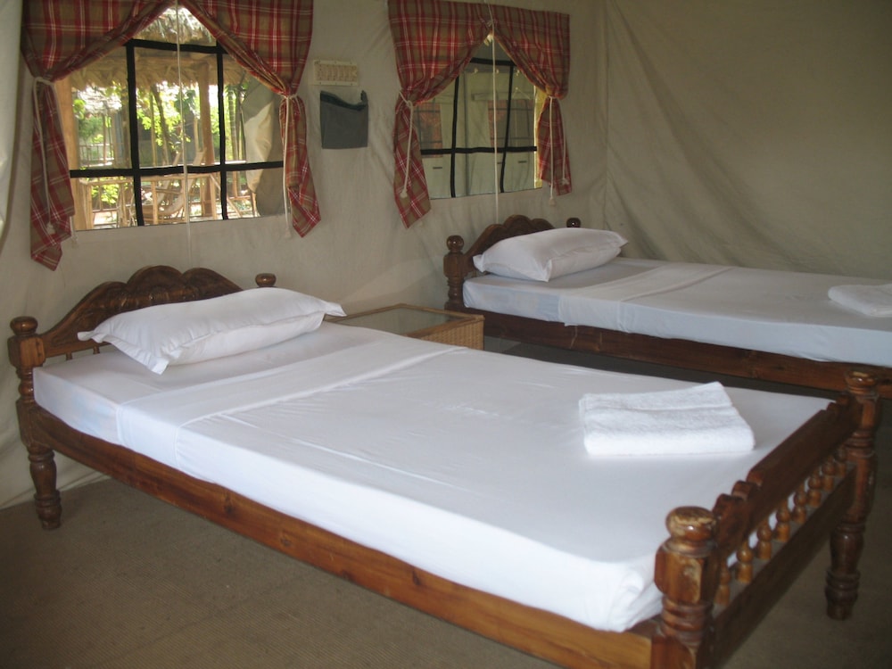 amritara hornbill camp