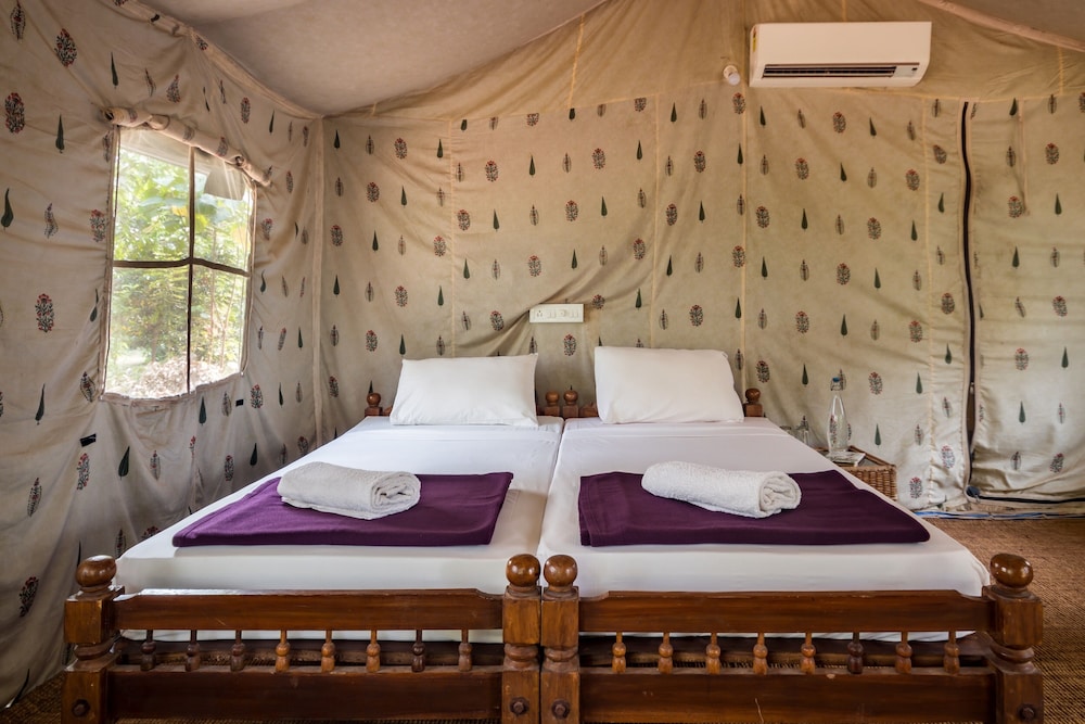amritara riverside luxury tents