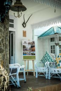 bhikampur lodge by howard