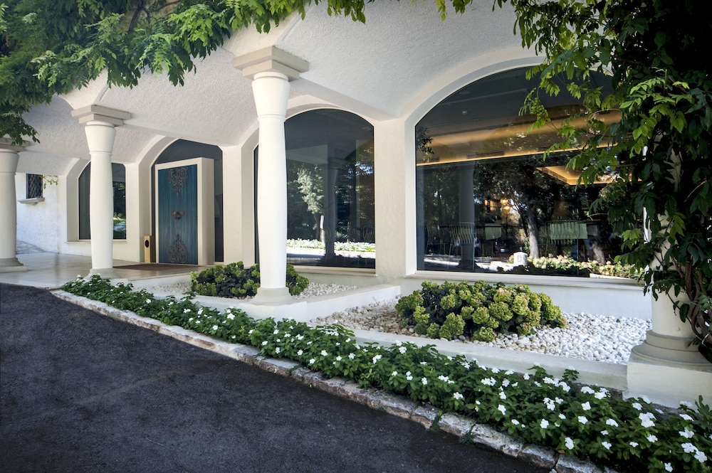 seebay hotel