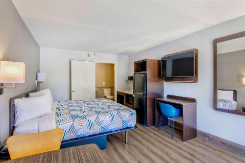 studio 6 birmingham al medical center